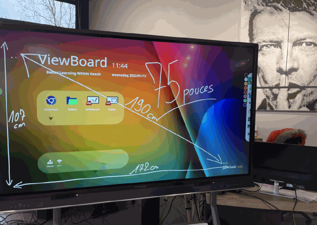 téléviseur intelligent 75 pouces LED UHD mur interactive à écran